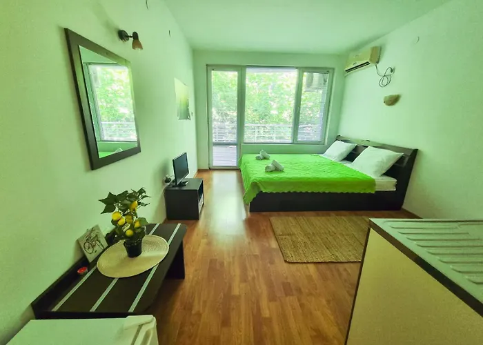 Nev Getaway For 2 Appartement
